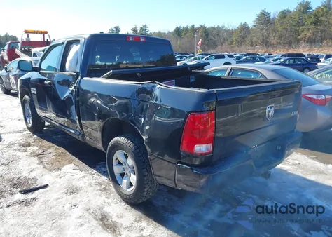 2018 Ram 1500 Express 4X4 6'4 Box из США, поврежденный, VIN 1C6RR7FG3JS222877